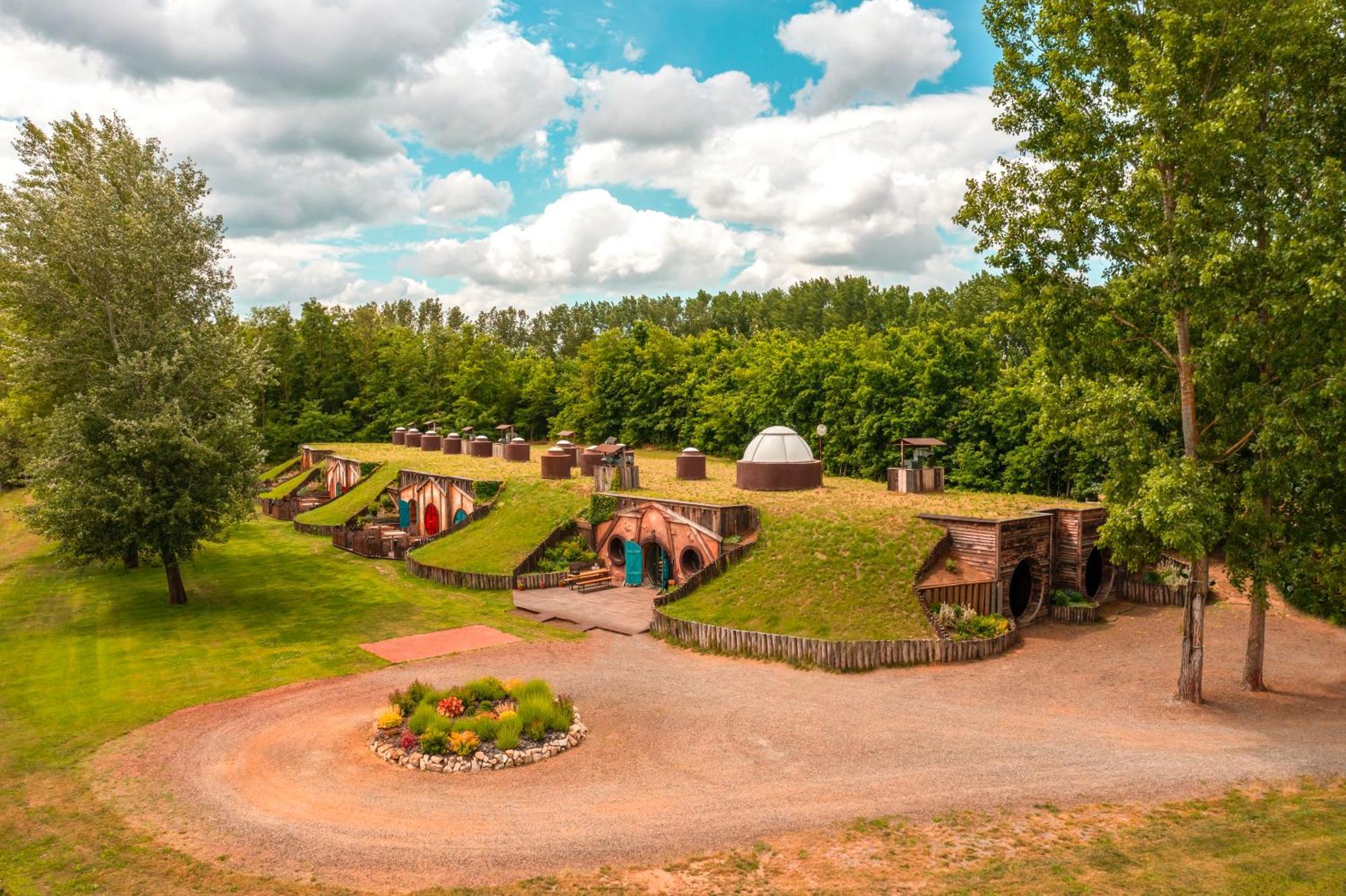Bucka-Lak Aparthotel Szabolcsveresmart ภายนอก รูปภาพ